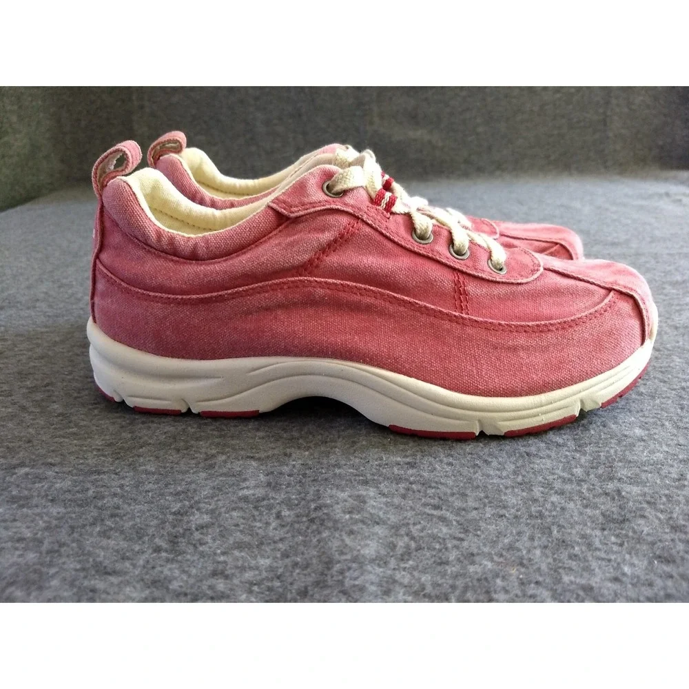 LL Bean Sunwashed Canvas Sneakers Red Women's Size 7 Lace Up Shoes 5330 NWOT NEW